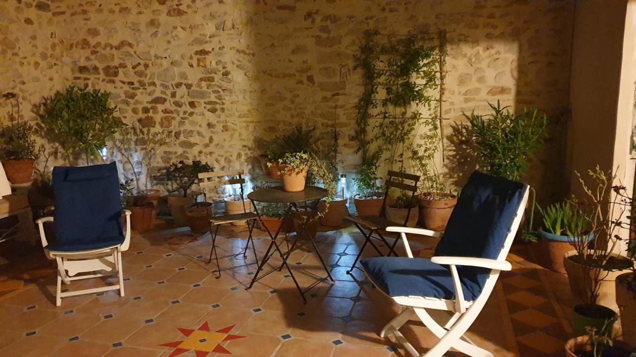 La Maison De St Victor Bed & Breakfast Saint-Victor-de-Malcap Luaran gambar